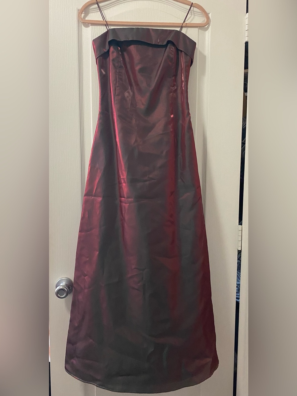 Vintage Y2K Burgandy Iridescent Liquid Satin Maxi Dress Goth Vampy Gown - Picture 2 of 12